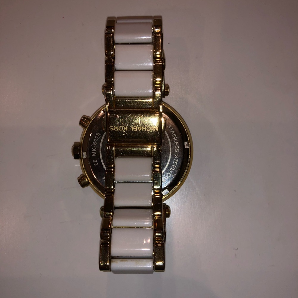 Watch - Picture 3 of 4